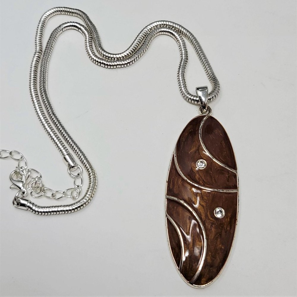 Modern Enameled Pendant Necklace Snake Chain - Picture 6 of 8